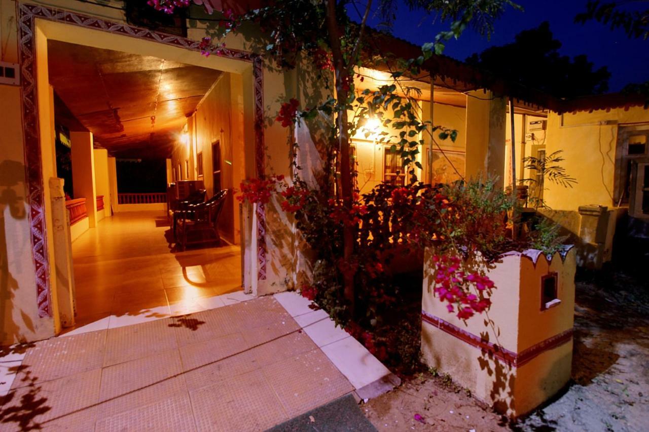 Bhadrawati - A Riverside Safari Lodge Ranthambore Exteriör bild