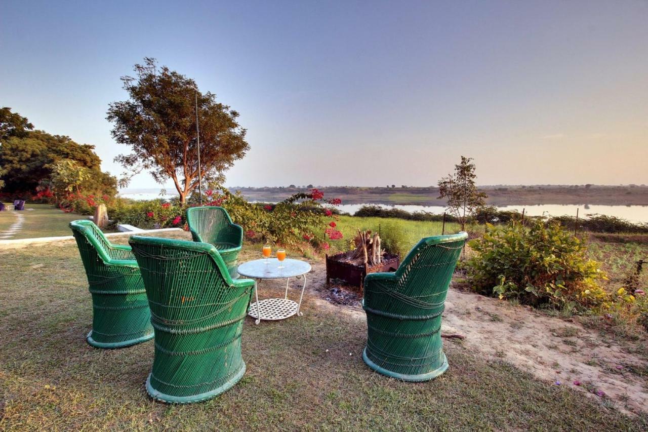 Bhadrawati - A Riverside Safari Lodge Ranthambore Exteriör bild